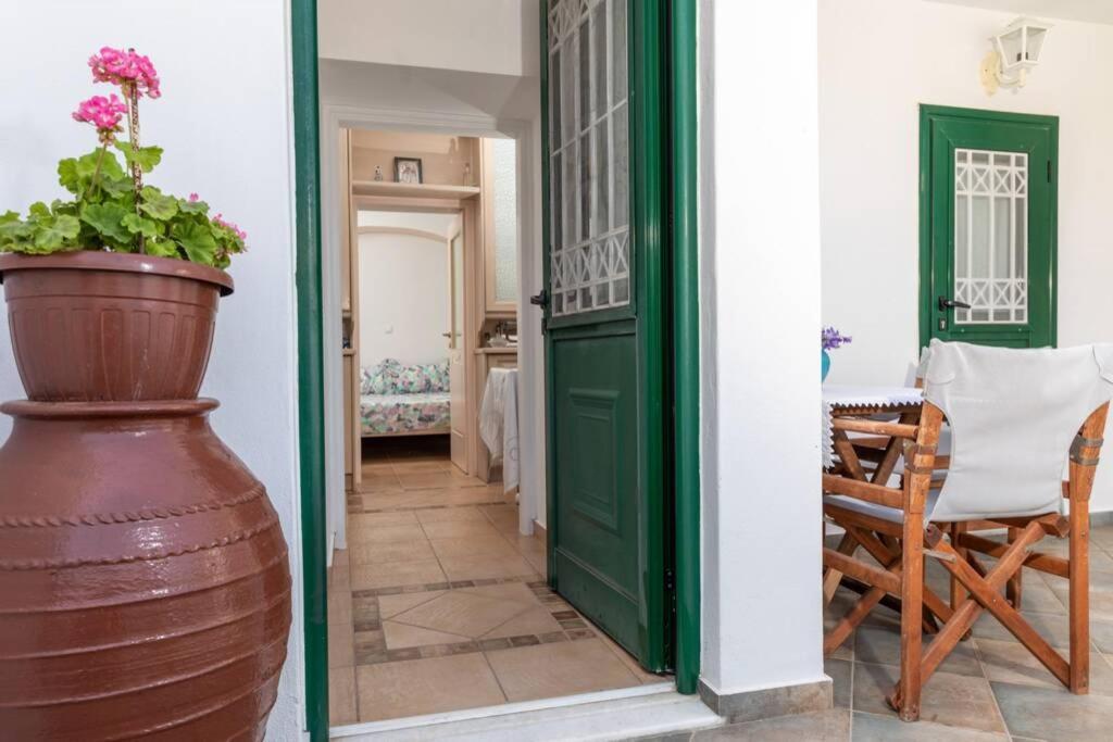 Villa Δροσιά Koronos Exterior foto